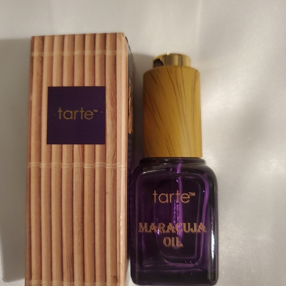 COPY - TARTE COSMETICS 19 PIECE BUNDLE ALL NEW - Picture 15 of 16